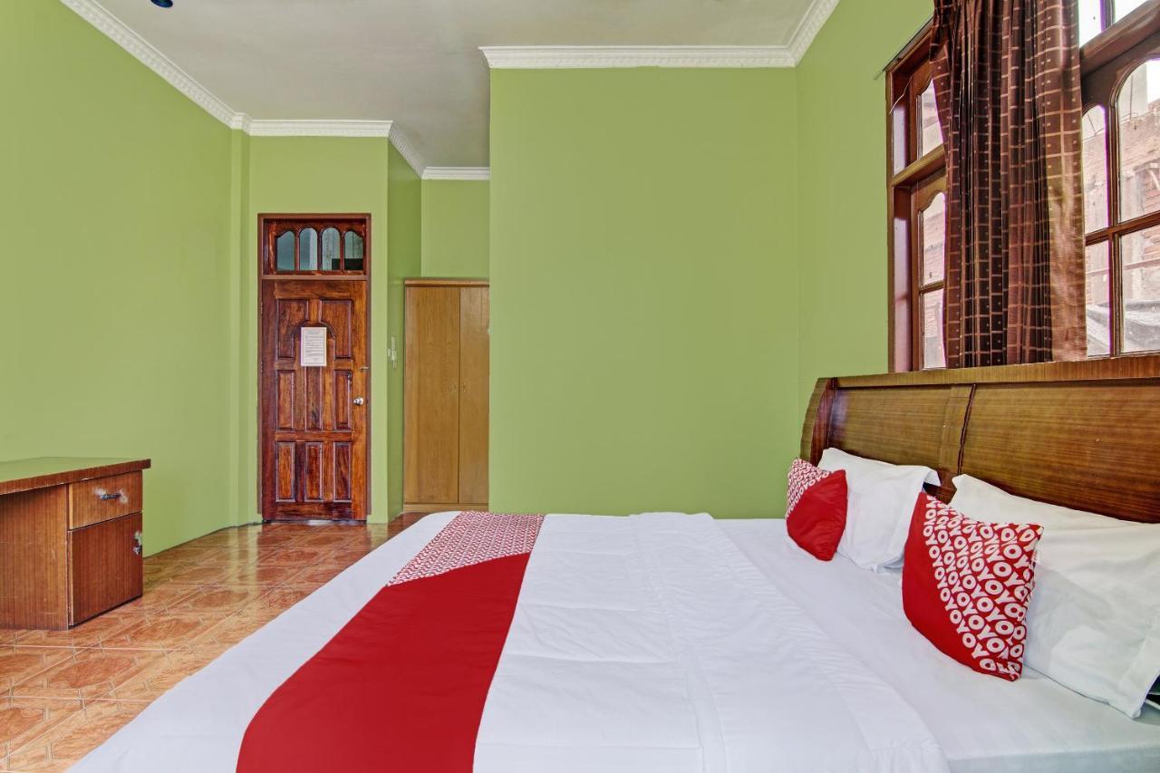 Oyo 92551 Netra Hotel Ujunbatu Bagian luar foto
